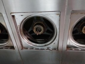 有效清洁油烟机烟道的方法（掌握正确清洁技巧）