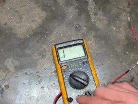 解决法罗力热水器显示F4故障的方法（排查F4故障的步骤与解决办法）