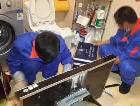 如何清洗油烟机不伤害皮肤（简单实用的清洁方法帮助你轻松解决问题）