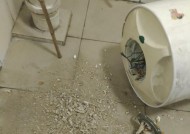 热水器底部罩子拆卸方法是什么？