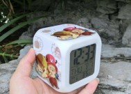 闹钟缺电池时为何仍需安装？