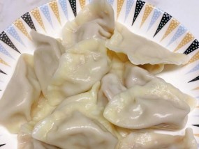 正宗牛肉饺子馅怎么做？有哪些步骤和技巧？