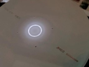 便宜投影仪出现卡顿现象怎么办？