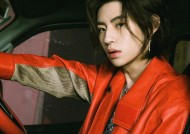 抖音小鬼佩戴的蓝牙耳机型号是什么？