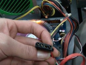 手机壳漏出标志怎么办？如何修复或更换？