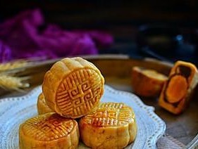 家常豆沙月饼怎么做？步骤和技巧有哪些？