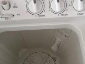 自动洗衣机内桶清洗技巧（轻松解决洗衣机内桶的清洁难题）