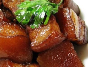 红烧肉的最新最简单烹饪方法（轻松掌握）