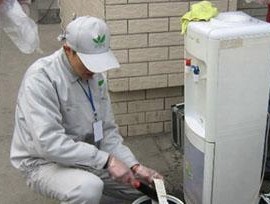 饮水机开关坏了，如何解决（有效解决饮水机开关故障的方法和技巧）