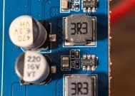路由器网口盖子的打开方法是什么？