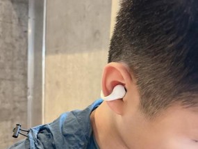 蓝牙耳机如何佩戴才能舒适又时尚？
