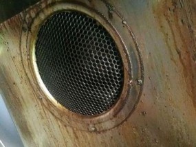 中式油烟机清洗的方法与技巧（掌握正确的清洗方式）