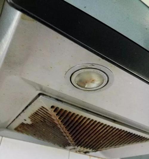 如何彻底清洗吸油烟机，让油烟不再残留（简单易行的清洁方法）  第1张