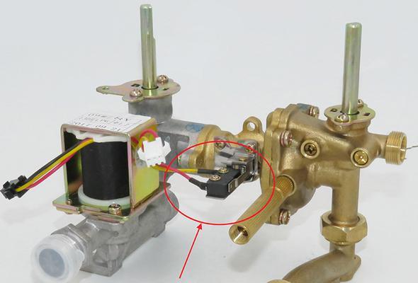 如何处理热水器点火开关漏电问题（排除热水器点火开关漏电的有效方法）  第1张