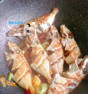 红烧扒皮鱼的烹饪技巧与做法（传统正宗红烧扒皮鱼）  第1张