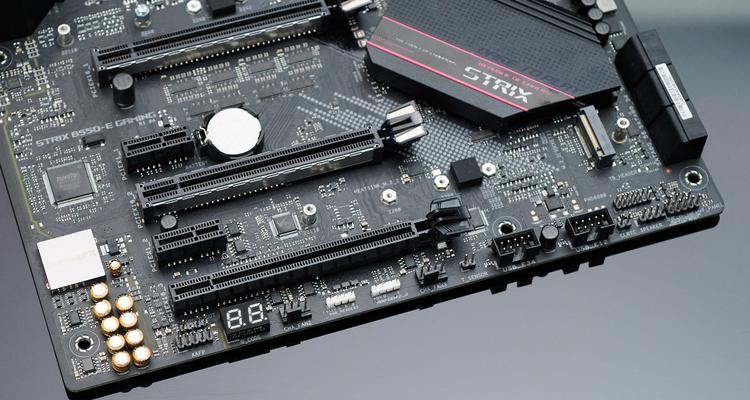 华硕主板关机后灯光不灭的问题解决方法（解决华硕主板关机后灯光未熄灭的常见问题及维修方案）  第1张