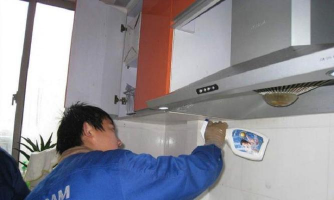 如何正确清洗组合油烟机（清洗技巧）  第1张