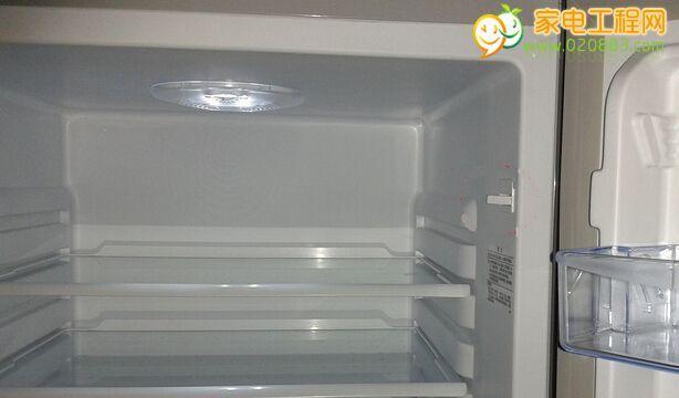 冰箱为什么不能断电（探索冰箱依赖电力的原因及解决方法）  第2张