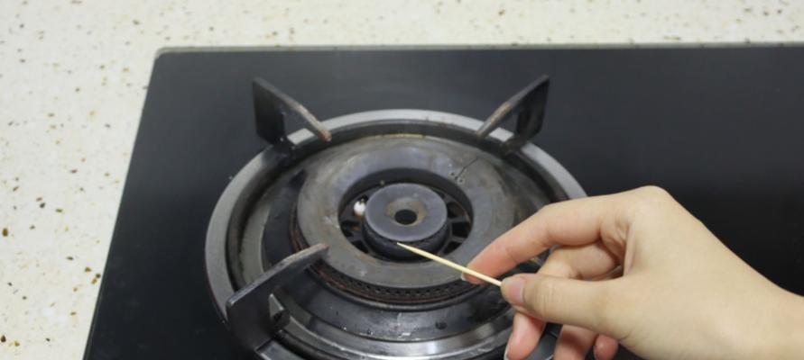 燃气灶点燃后又熄火的原因及解决方法（深入探究燃气灶点燃后自动熄火的原因和应对之策）  第2张