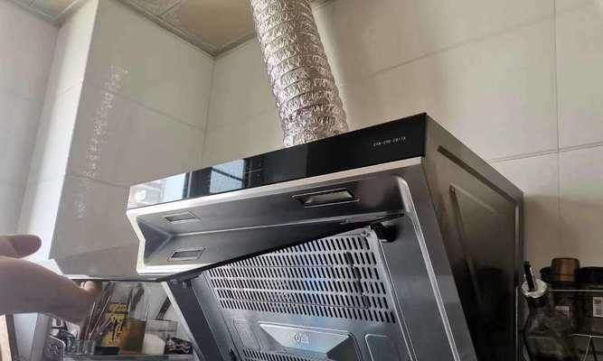 餐厅油烟机清洗方法及注意事项（有效清洁餐厅油烟机）  第3张