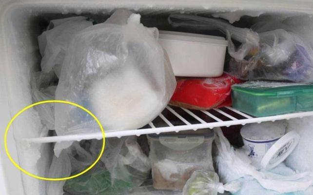 冰箱密封条清洗技巧（如何正确清洗冰箱密封条）  第3张