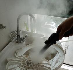 饭店专用清洗油烟机的方法（确保食品安全与环境卫生）  第2张