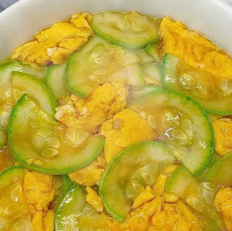 西葫芦炒鸡蛋怎么做？具体步骤有哪些？  第2张