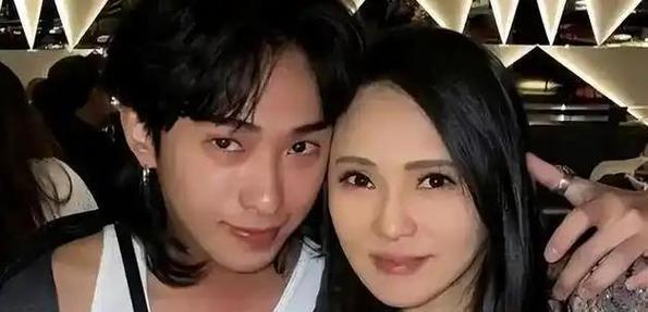 伊能静自爆离婚原因是什么？她和庾澄庆的婚姻为何结束？  第2张