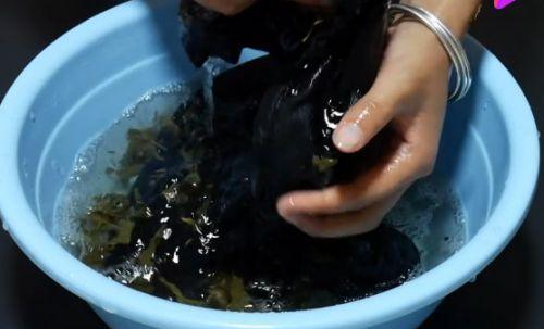 牛仔裤褪色怎么办？有效防止和修复褪色的方法是什么？  第2张