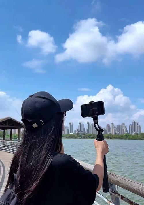 旅行中如何使用自拍杆拍照？  第1张