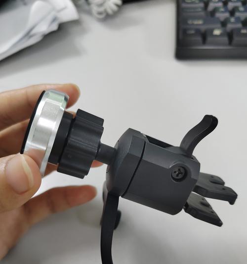 车载无线充电器安装视频教程？如何正确安装？  第1张