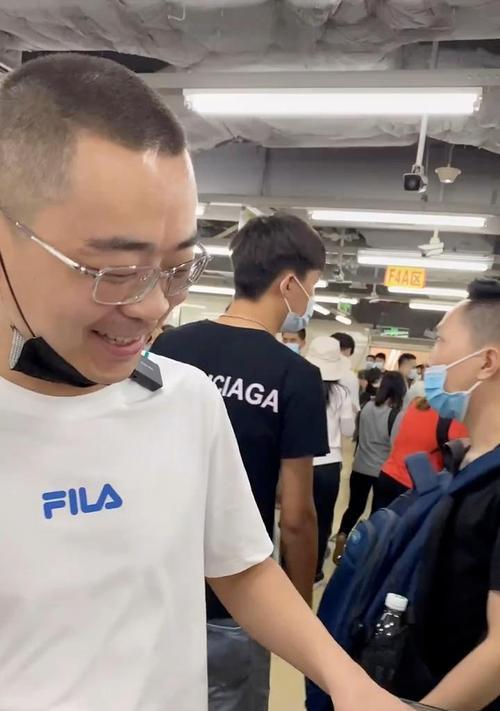 海外苹果手机怎么进货？进货渠道和注意事项有哪些？  第1张