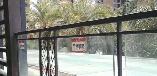 在扶梯上购买游戏机需要注意什么？  第2张