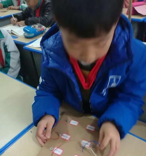 制作小孩数学计算游戏机的步骤是什么？  第2张
