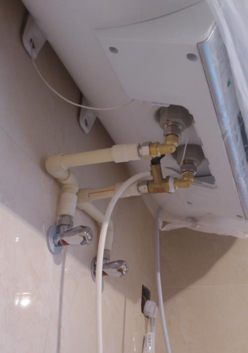 热水器更换管道的视频教程在哪里找？视频中有哪些关键步骤？  第2张