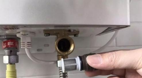 热水器清理应该如何清洗？清洗过程中有哪些注意事项？  第1张