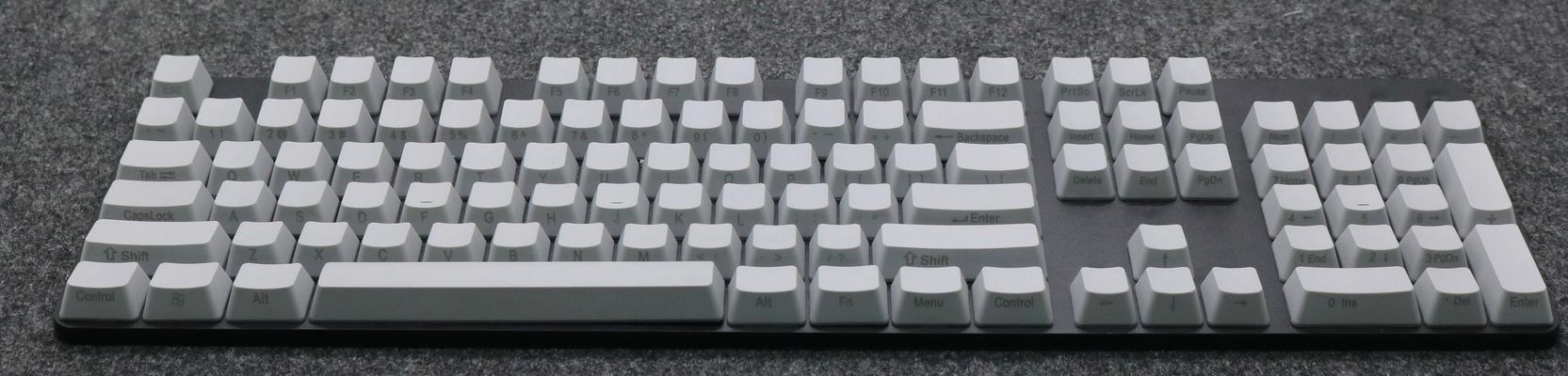 机械键盘侧刻屏幕有何特点？它与普通键盘有何不同？  第3张