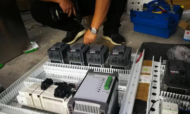 触碰开关电源更换方法是什么？更换时应该注意什么？  第2张