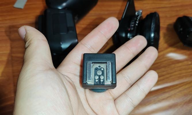 如何接外置闪光灯线？接线方法和注意事项是什么？  第1张