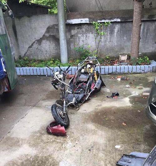 电瓶车散架后如何修复？需要哪些工具？  第2张