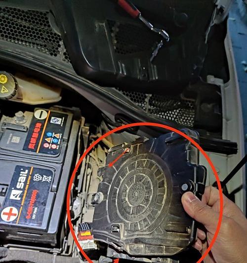 电瓶车后部结构如何拆卸？拆卸过程中需要注意什么？  第3张